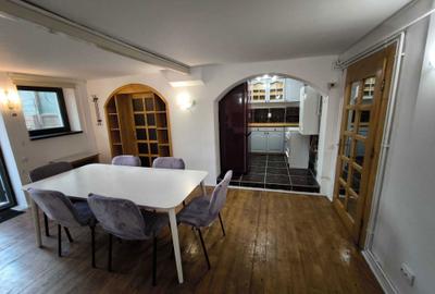 Apartament cu 3 camere semidecomandat în Trei Stejari - 8