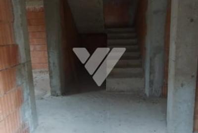 Casa la rosu cu fundatie si structura solida pe 2 niveluri in Cisnadie, - 6