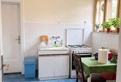 Casă individuală cu 5 camere cu Canalizare în Central - 8