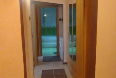 Central 3 camere decomandat 480 euro - 2