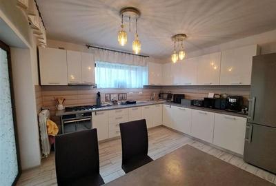 Duplex cu 5 camere cu Canalizare în Moșnița Veche - 14