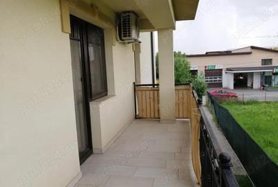 Apartament cu 2 camere decomandat în Dumbrăvița - 1