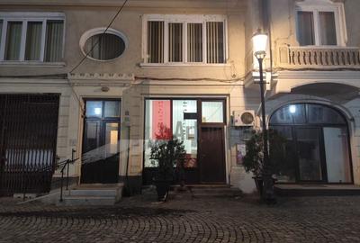 Spatiu in Centrul Vechi, acces din Calea Victoriei Spatiu in Centrul Vechi, acces din Calea Victoriei - 1