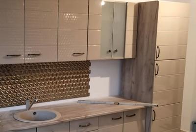 Apartament cu 3 camere decomandat în Exterior Vest - 4