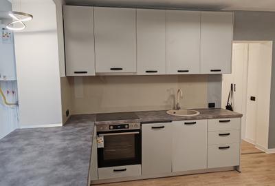 Apartament 2 camere liber la vanzare, recent renovat intrare Tractorul - 3