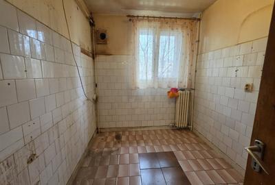 Apartament cu 4 camere semidecomandat în Titan - 6