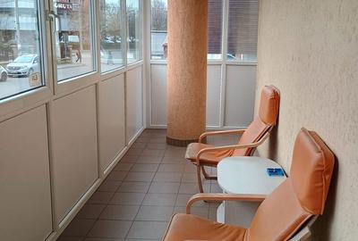 Spațiu comercial, de 50 mp, în Central