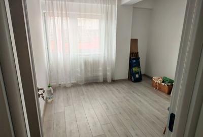 Apartament cu 3 camere decomandat în Exterior Vest - 8