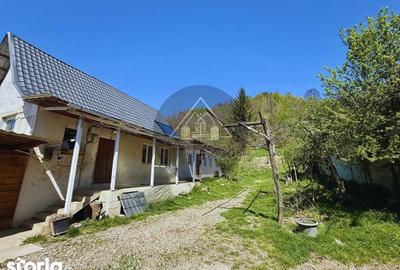 Casă cu 2 camere cu Teren 1414 Mp în Laslea - 19