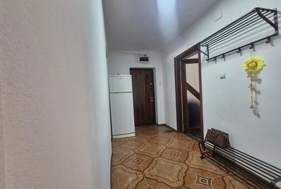 Inchiriere apartament 3 camere modern în Târgu Jiu, strada G-ral Cristian Tell - 4