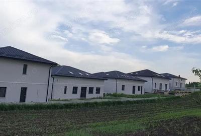 Casă cu Teren 450 Mp în Moara - 2