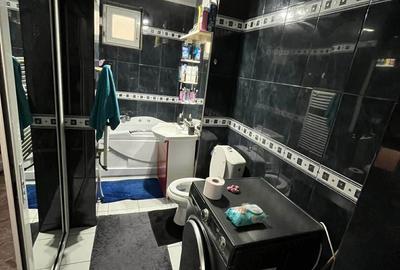 Apartament cu 3 camere decomandat în Micro 18 - 2