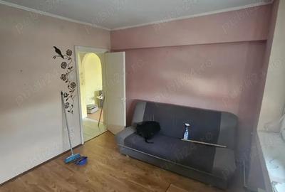 Apartament cu 3 camere în Micro 16 - 3