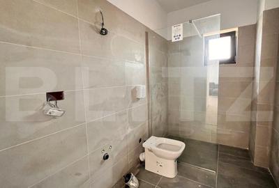 Apartament de 2 camere, 60 mp, cu loc de parcare, zona centrala, km 0 - 12