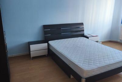 Apartament cu 4 camere semidecomandat în Lacu - 2