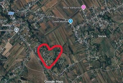 Teren de 1400 mp, în Rediu