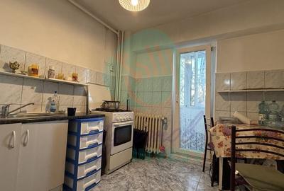 Garsonieră spațioasă, etaj 1, zonă liniștită – 3 min Piața Muncii - 5