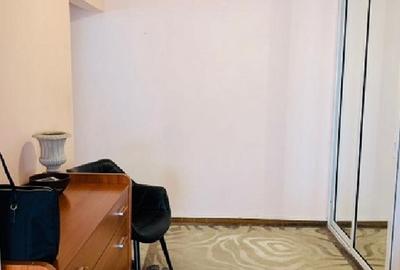 Apartament cu 3 camere decomandat, mobilat în P-ța Alba Iulia - 11