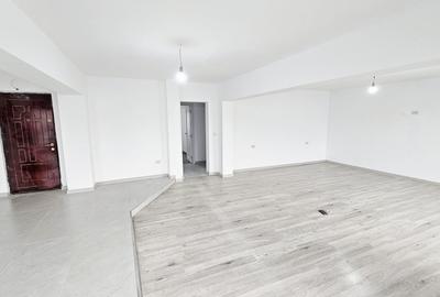 Apartament cu 4 camere decomandat în - 11
