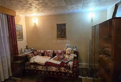 Casă cu Teren 393 Mp în 1 Mai - 2