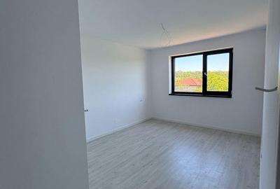 Apartament cu 3 camere decomandat în Central - 2
