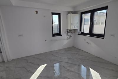 Casă cu 5 camere cu Teren 210 Mp în Odăi - 14