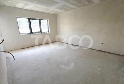 Apartament cu 3 camere decomandat în Central - 3