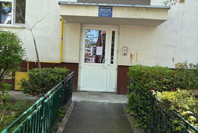 Apartament cu 3 camere decomandat în Valea Oltului - 5