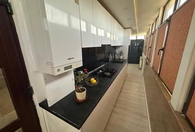 Apartament cu 3 camere decomandat, mobilat în Rovine - 16