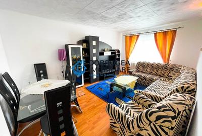 Apartament cu 2 camere decomandat, mobilat în Pelican