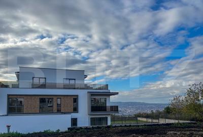 Duplex Elegant, 200 mp, cu Panorama si Finisaje de Top, Iris - 1