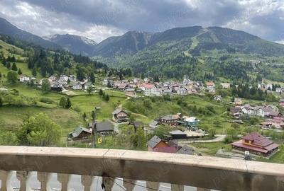 Casă cu 12 camere în Central - 1