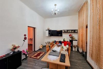 Casă cu 3 camere cu Teren 361 Mp în Sălard - 2