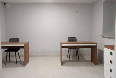 Spațiu comercial, de 100 mp, în Central - 7