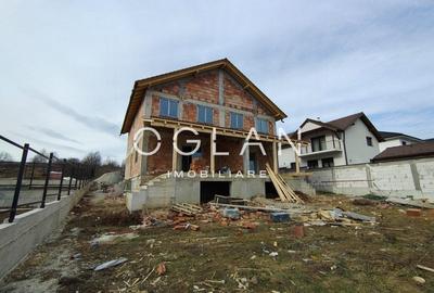 Duplex cu 4 camere cu Canalizare în Central - 17