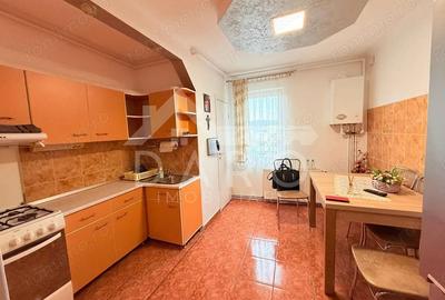Apartament cu 2 camere decomandat în Tudor - 2