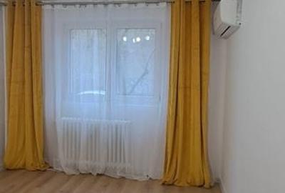 Apartament cu 2 camere decomandat în P-ța Victoriei