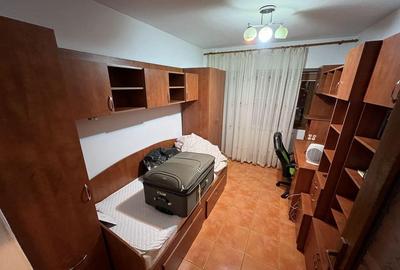 Apartament 3 camere zona Cora Bratianu - Scoala 8 - 2