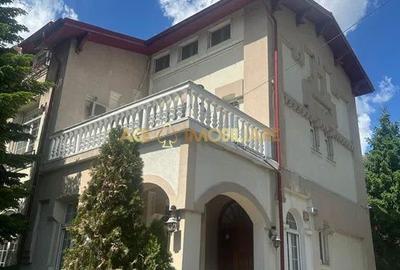 Casă cu 6 camere cu Teren 1000 Mp în Unirii - 1