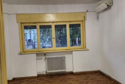 De vanzare apartament 6 camere Piata Romana. Pret NEGOCIABIL De vanzare apartament 6 camere Piata Romana. Pret NEGOCIABIL - 5