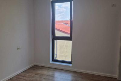 Apartament cu 3 camere decomandat în Grozăvești - 2