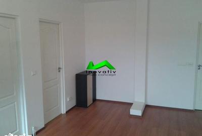 Apartament cu 3 camere decomandat în Gușterița - 5