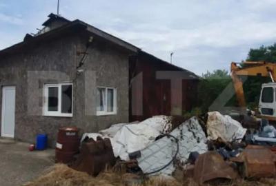 Teren de 60000 mp, în Central - 7