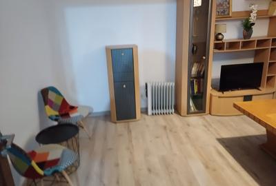 Tineretului -C.R.Motru -2 camere - 6