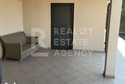 Casă cu 8 camere cu Teren 1037 Mp în Central - 8