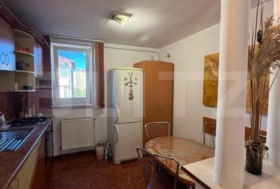 Apartament 4 camere, decomandat, zona piata mica Apartament 4 camere, decomandat, zona piata mica - 5