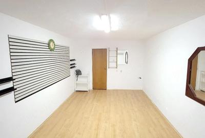 Spațiu comercial, de 25 mp, în Central - 2