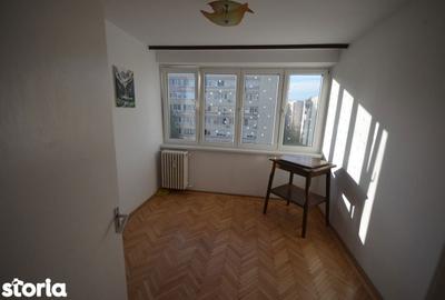 Apartament cu 3 camere semidecomandat în Vatra Luminoasă - 11