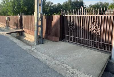 Casa Zorleni, 4 camere 130 mp + anexe, curte 1800 mp - 4