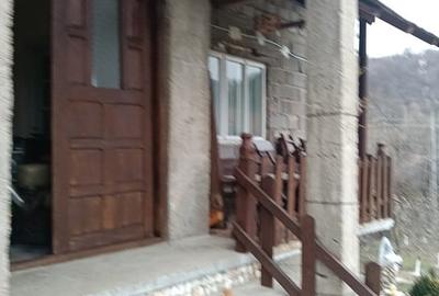 Casă individuală cu 3 camere cu Teren 2800 Mp în Boțești - 8